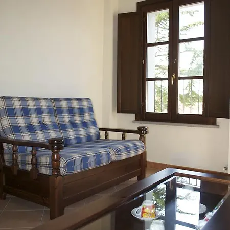 Giuly Rosselmini Apart Otel Pieve di Santa Luce