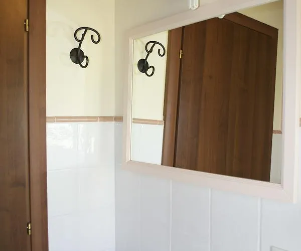 アパートホテル Giuly Rosselmini