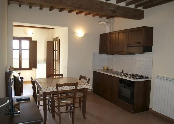 アパートホテル Giuly Rosselmini