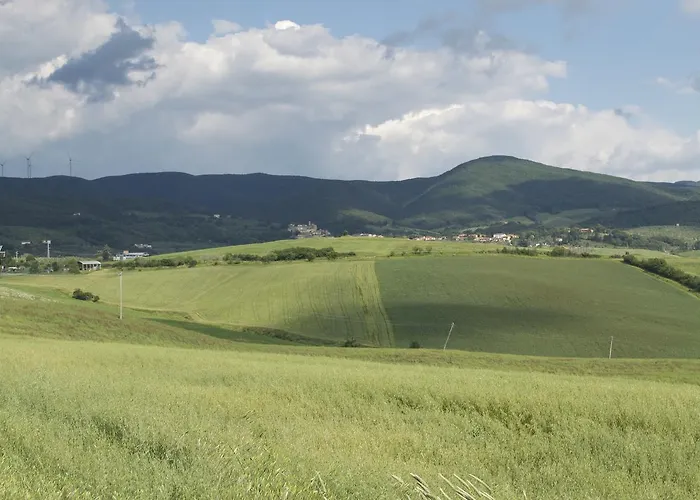 Giuly Rosselmini アパートホテル 3*